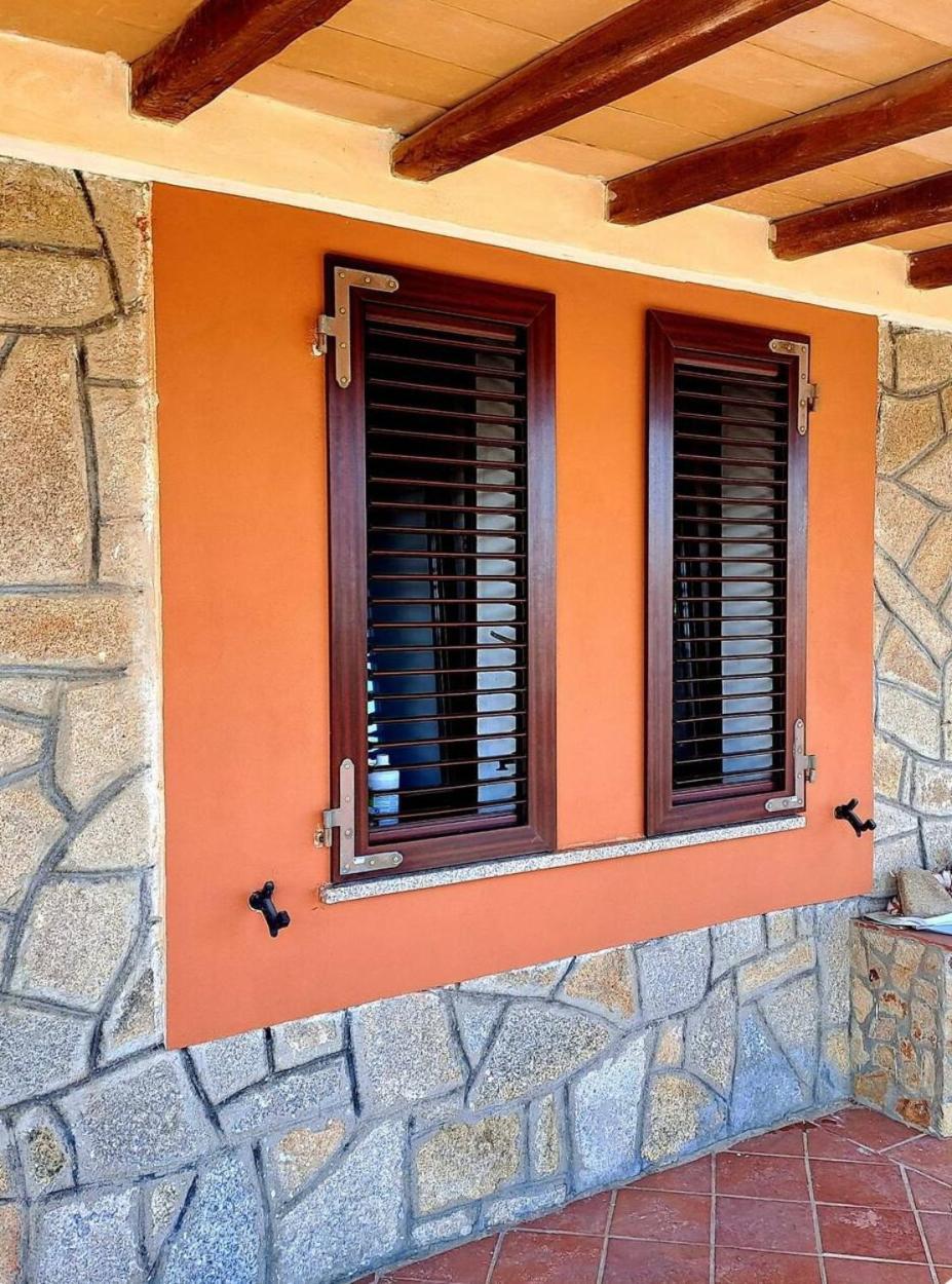 Gelsi Holiday Home La Maddalena La Maddalena  Phòng bức ảnh